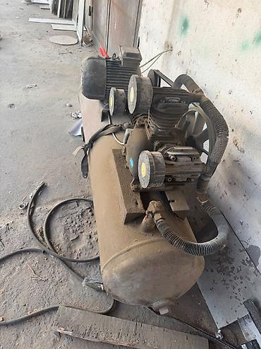 компрессор: Kompressor 300 l əla vəziyyətdə balonuynan bir yerdə satılır — 4