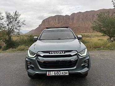 wuling starlight 730: Isuzu D-Max: 2020 г., 3 л, Автомат, Дизель, Пикап — 1