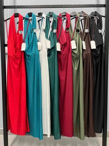 Haljine: Elegantna duga haljina od satena - Model: duga, uska silueta sa — 8