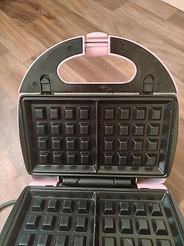 Ostali kuhinjski aparati: SilverCrest aparat za vafle – dupli - Boja: roze - Tip: električni — 3