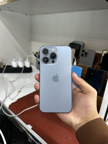 поко f6: IPhone 13 Pro, Б/у, 256 ГБ, Sierra Blue, Зарядное устройство, Чехол, 91 %