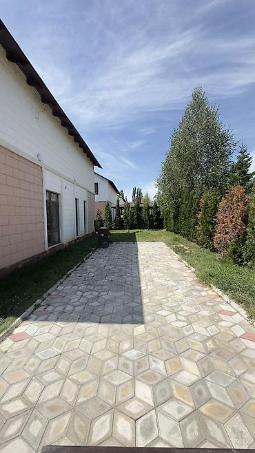 домики каракол: 🏡 Сдается 2-этажный коттедж на Иссык-Куле 📍 Пансионат «Лазурный — 2
