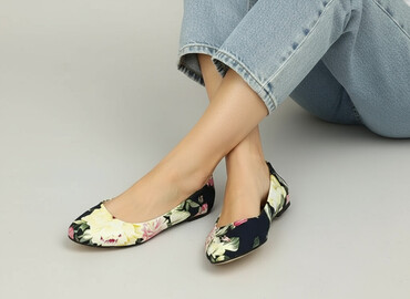 sandały na obcasie beżowe ccc: Ballerinas for women, size 36