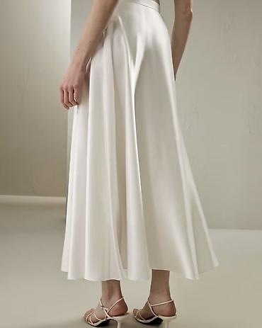 ag etek: Zərif axşam dəsti – iki hissəli - Yuxarı hissə: Qara, strapless top — 2