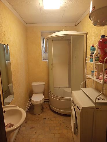 Продажа барачных домов: Продаётся дом барачного типа. гостиная, две спальни, кухня, коридор — 8