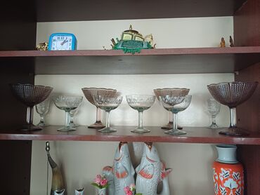 стеклянные вазы бишкек: Продаю посуду разную. Вазы по 500-800 с. Кофейный сервис 2500 сВсе