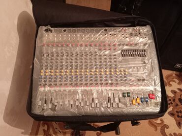 Dinamiklər və kolonkalar: İşlənmiş Yamaha Kolonka, Növ - Toy üçün, rəng - Qara — 9