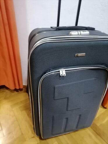 najbolji ranac za putovanje: Large suitcase, color - Blue