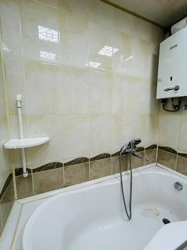 Uzunmüddətli kirayə mənzillər: İnşaatçılar metrosuna 5 dəqiqəlik məsafədə kontakt home yanı,5 mərtəbə — 6