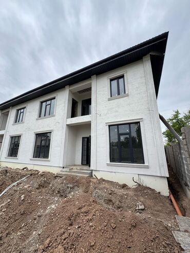Продажа домов: Таунхаус, 230 м², 5 комнат, Агентство недвижимости, ПСО (под самоотделку)
