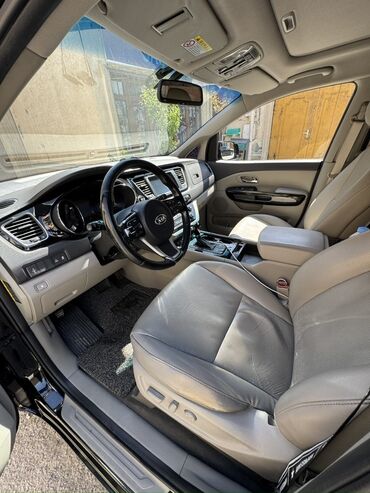 Kia: Kia Carnival: 2.2 l | 2016 il Van/Minivan — 11