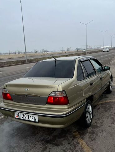 авто с ремонтом: Daewoo Nexia: 2002 г., 1.6 л, Механика, Бензин, Седан