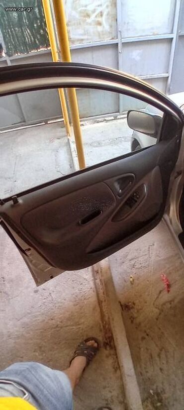 Toyota: Toyota Yaris: 1.3 l. | 2003 έ. Χάτσμπακ — 2