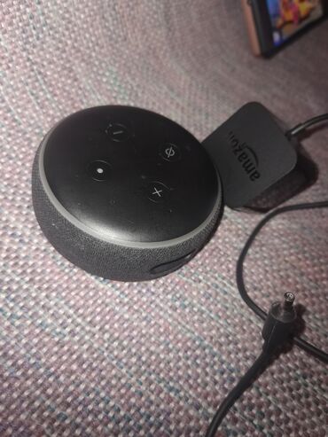 polovni jbl zvucnici: Alexa echo c78mp8 uređaj U odličnom stanju, kao nov. Kutija je bačena