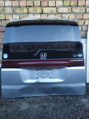 Крышки багажника и комплектующие: Крышка багажника Honda, Оригинал