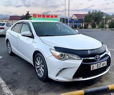 бублик машина: Toyota Camry: 2017 г., 2.5 л, Вариатор, Гибрид, Седан — 4