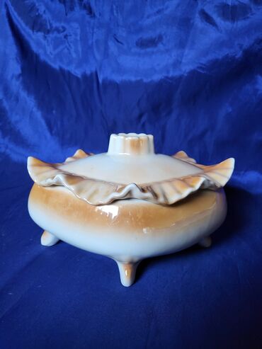 Kante: Satula nova,porcelanaska 70te. Satulu je radio Jugoporcelan Titov — 5