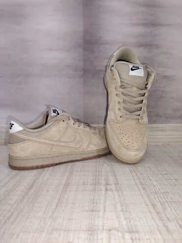Ostala muška obuća: NIKE SB DUNK LOW PRO B broj EUR 42 Nošene samo jednom u odličnom — 10