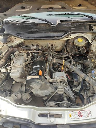 Audi: Audi 100: 1994 г., 2 л, Механика, Бензин, Седан — 9