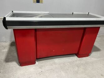 Gözəllik və estetika avadanlığı: Kassa stolu tecili satilir. Qiymet 250 azn. Unvan Merdekan