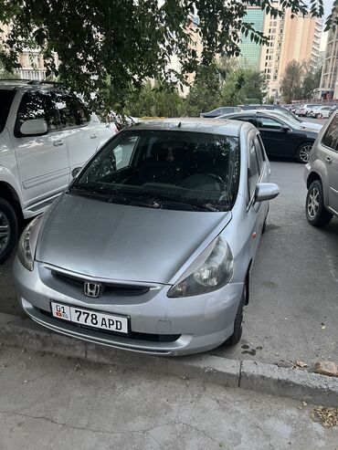 Honda: Honda Jazz: 2003 г., 1.3 л, Вариатор, Бензин, Седан