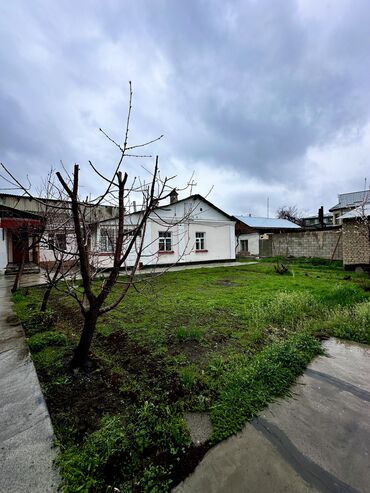 дом в городе балыкчы: 119 м², 7 комнат, Свежий ремонт Кухонная мебель