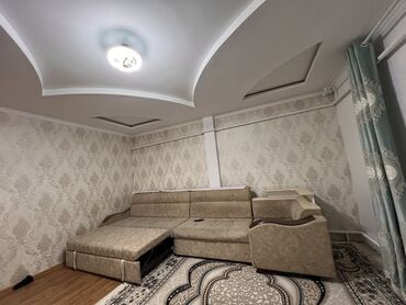 Раскладные диваны: Раскладной диван, Б/у, Двухстворчатая