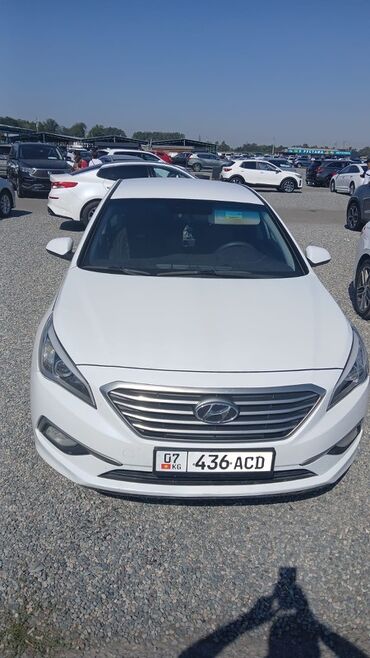 набор ключей для машины: Срочно срочно продаю Hyundai Sonata американец двух 1016-го года в