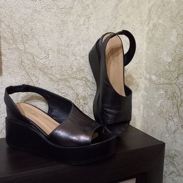 meray kee обувь: Шикарные босоножки 37 размер очень комфортные качественная подошва