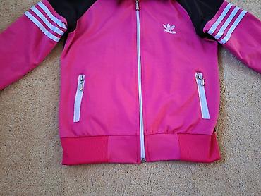 Duksevi: Kao nov gornji deo trenerke i roze džemper za 500 din    Moguće — 6