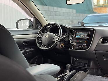 спотер: Mitsubishi Outlander: 2017 г., 2.4 л, Бензин, Кроссовер — 5