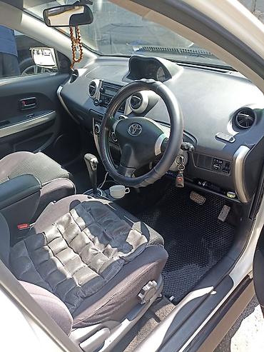 jazz 2008: Toyota Ist: 2003 г., 1.5 л, Автомат, Хэтчбэк — 4