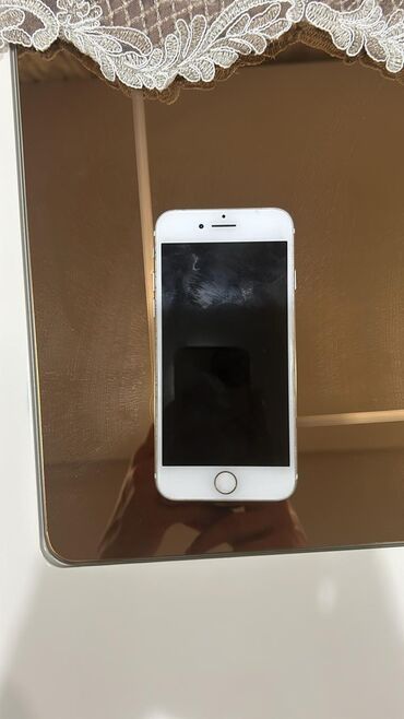 golden touch: IPhone 7, 32 GB, Rose Gold, Barmaq izi