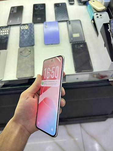 telfon qabi: Infinix Hot 60 Pro+, 256 GB, rəng - Gümüşü, Sensor — 8