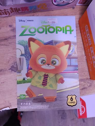 Бижутерия: Коллекционная игрушка Disney Zootopia (MINISO) — Vinyl Plush Pendant — 1