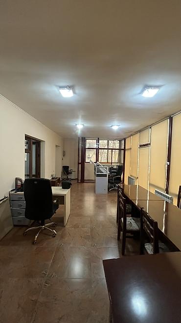 Продажа другой коммерческой недвижимости: ПРОДАЕТСЯ коммерческое помещение вместе с квартирой 🔥 Адрес: Золотой — 3