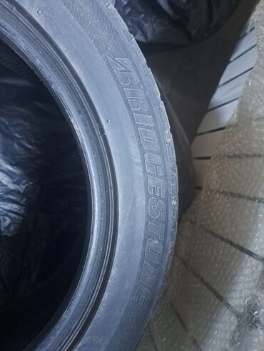 Шины: Шины 215 / 55 / R 17, Зима, Б/у, Легковые, Япония, Bridgestone