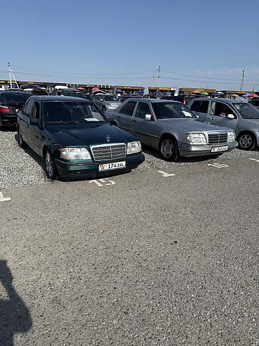 Mercedes-Benz W124: 1994 г., 2.2 л, Автомат, Бензин, Седан — 10