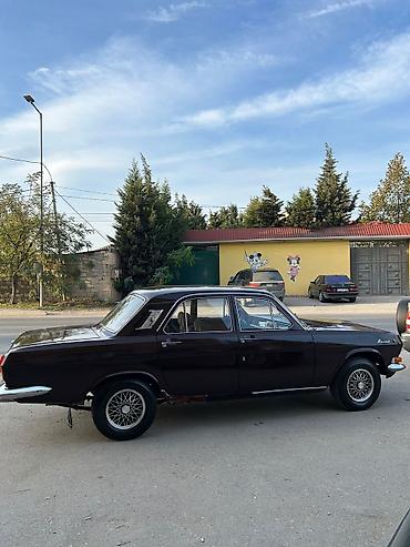 kohnə masinlar: QAZ 24 Volga: 2.4 l | 1975 il 64000 km Sedan — 4