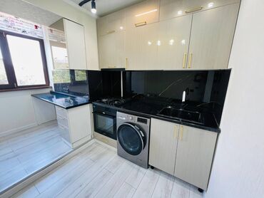 продаю квартиру без ремонта бишкеке: 2 комнаты, 55 м², Индивидуалка, 4 этаж, Евроремонт