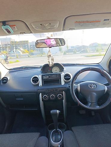 mark 2 qualis: Toyota Ist: 2003 г., 1.5 л, Автомат, Бензин, Хэтчбэк — 5