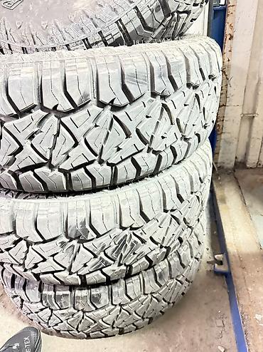 28570 r17 зима: Шины 285 / 70 / R 17, Зима, Б/у, Комплект, Внедорожные (АТ/МТ), Китай, Arivo — 1