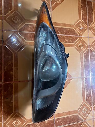 orta panel: Məhsul HUNDAY ELANTRA : Avtomobil ön fara komplekti (sol və sağ) — 1