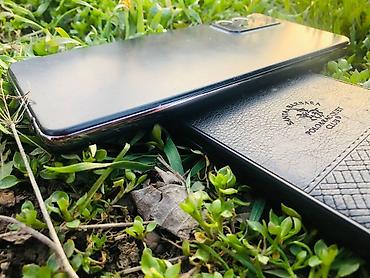 Samsung: Samsung Galaxy A52 — 8