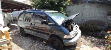 обмен на авто с доплатой: Toyota Previa: 1991 г., 2.4 л, Механика, Бензин, Минивэн