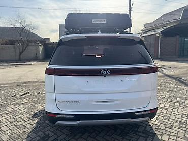 Kia: Kia Carnival: 2020 г., Минивэн — 12