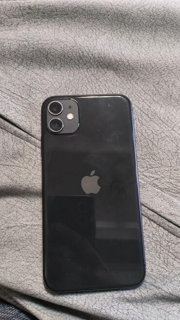 Apple iPhone: IPhone 11, Б/у, 128 ГБ, Черный, Защитное стекло, Чехол