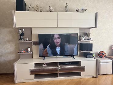 TV altlığı: İşlənmiş, Düz TV altlığı, Polkalı, Türkiyə — 1