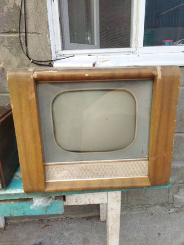 телевизор рекорд в Кыргызстан | Другое для спорта и отдыха: Продается ламповый телевизор "рекорд"
