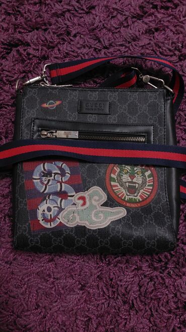плащ для дождя: Барсетка Gucci Night Courrier Messenger GG Supreme Black В хорошем